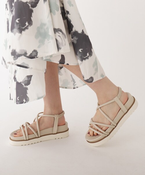 AG by aquagirl(エージーバイアクアガール)の「◆チューブ厚底サンダル(サンダル・レディース・オフホワイト/ブラック/ブラウン系・02/03)」の11枚目の写真