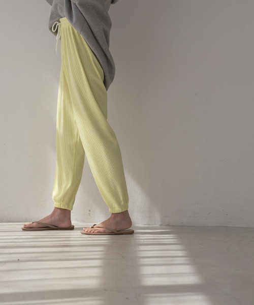 marjour（マージュール）の「RELAX LIB PANTS（その他パンツ・レディース・ブラック/イエロー/アイボリー・M）」の8枚目の写真