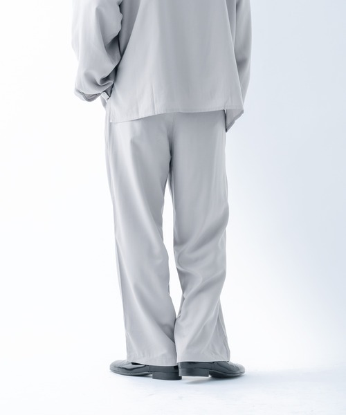 epnok(エプノック)の「レーヨンワイドパンツ(スラックス・メンズ・ライトグレー/グレイッシュブルー・SMALL/MEDIUM/LARGE)」の6枚目の写真