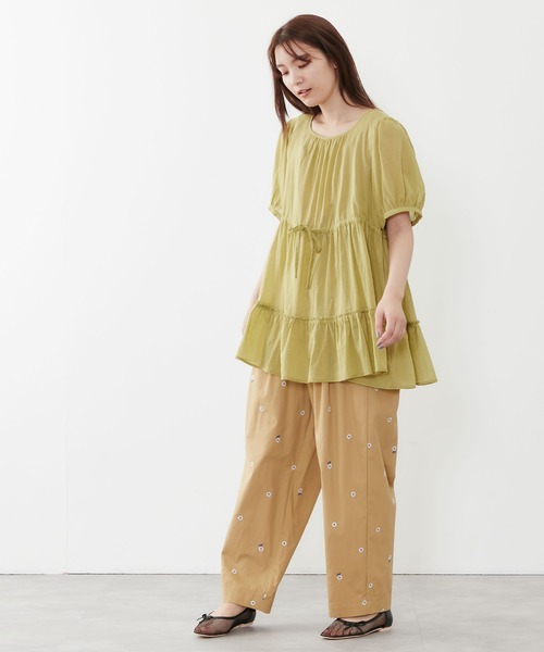POU DOU DOU(プードゥドゥ)の「シアーコットンティアードブラウス(シャツ/ブラウス・レディース・ネイビー/イエロー/アイボリー・3)」の10枚目の写真