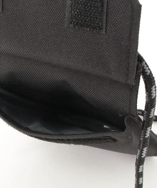 GERRY（ジェリー）の「GERRY はっ水加工 サスティナブル スマホ ショルダー ポーチ（ショルダーバッグ・メンズ・ブラック/ダークグリーン・FREE）」の15枚目の写真