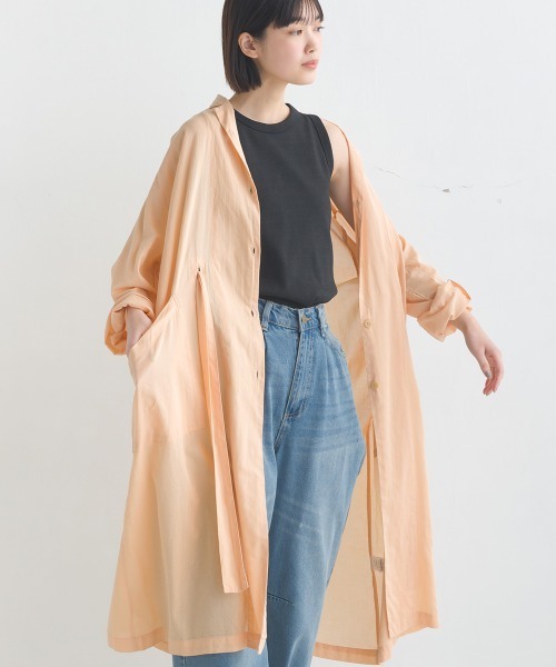 OMNES(オムネス)の「綿サテンガーゼ ローブワンピース(ワンピース・レディース・オフホワイト/グレー系その他/サーモンピンク/チャコール・FREE)」の4枚目の写真