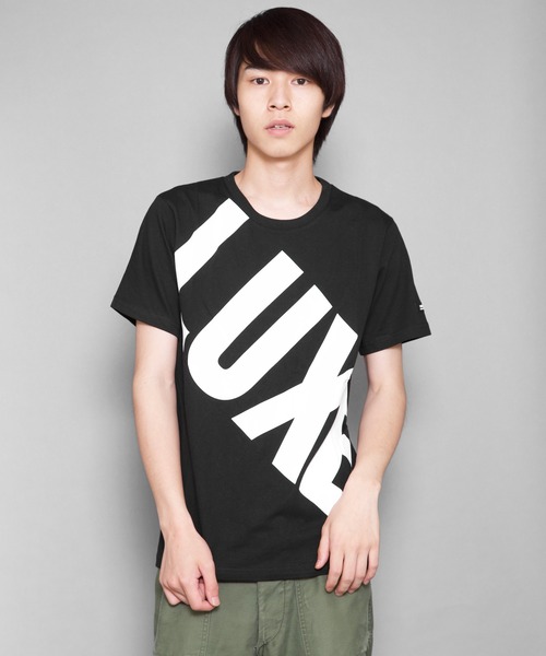 CERCA（チェルカ）の「RM/クルーネックTシャツ（Tシャツ/カットソー・メンズ・ホワイト×ブラック/ブラック×ホワイト/ブラック×グリーン/ホワイト×イエロー・MEDIUM/X-LARGE/LARGE）」の3枚目の写真