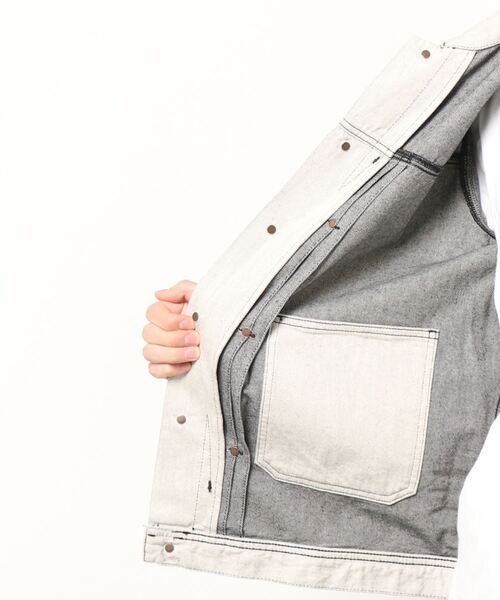 DIESEL（ディーゼル）の「メンズ ジャケット デニムジャケット ホワイトデニム（デニムジャケット・メンズ・ホワイト・SMALL/MEDIUM/LARGE/X-LARGE）」の8枚目の写真