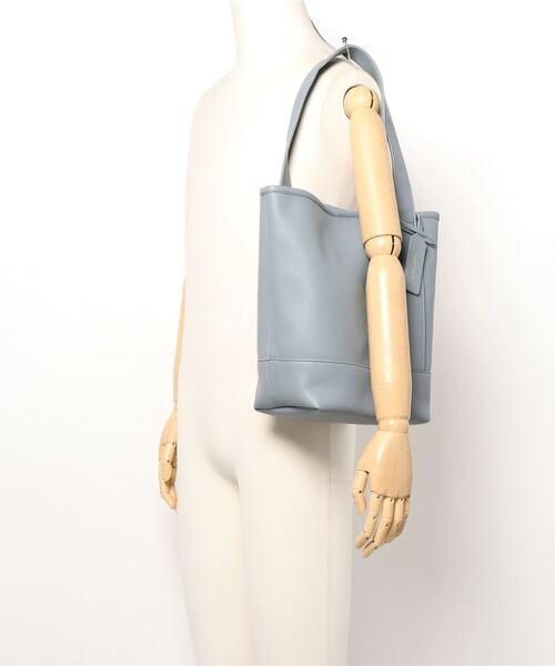 cache cache（カシュ カシュ）の「カシュカシュ cachecache / ワンハンドルバケツパーテーション合皮トート（トートバッグ・レディース・ブラック/サックスブルー/ホワイト系その他/ネイビー/ベージュ系その他・FREE）」の10枚目の写真