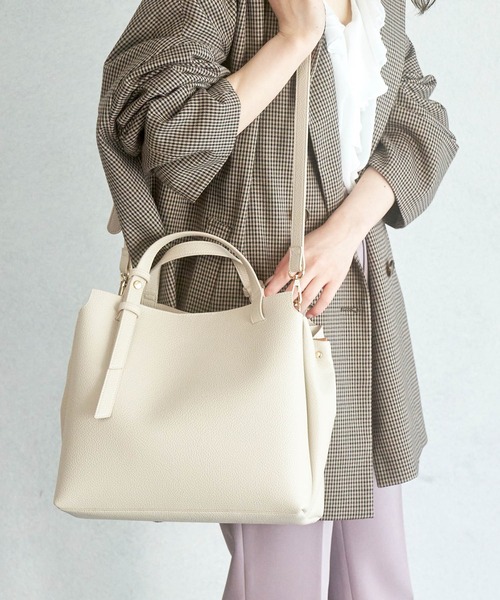 ROPE' PICNIC(ロペピクニック)の「【軽量】スウェイハンドル5層ミドルトート&ショルダーバッグ(ショルダーバッグ・レディース・ネイビー/キナリ/レッド系その他2・FREE)」の2枚目の写真