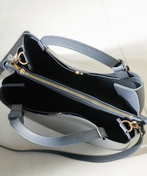 ROPE' PICNIC(ロペピクニック)の「【軽量】スウェイハンドル5層ミドルトート&ショルダーバッグ(ショルダーバッグ・レディース・ネイビー/キナリ/レッド系その他2・FREE)」の8枚目の写真