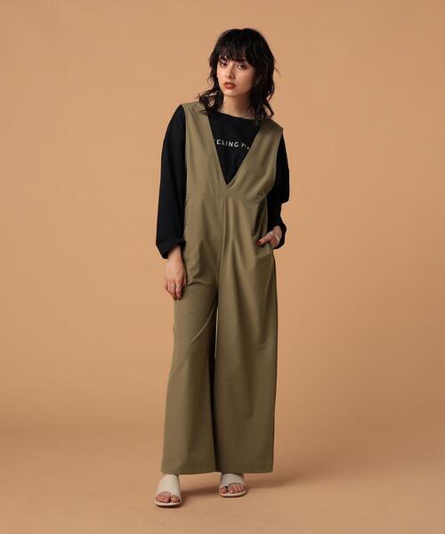 FEELING MADE（フィーリングメイド）の「FEELING MADE ストレッチ&UVカット Vネック サロペット（サロペット/オーバーオール・レディース・ブラック/オリーブ/ワイン・SMALL/MEDIUM/LARGE）」の8枚目の写真