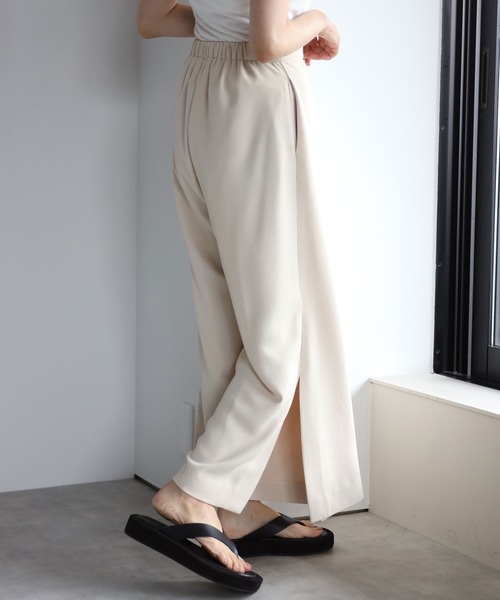 each（イーチ）の「スカートライクパンツ（その他パンツ・レディース・アイボリー/ブラック・FREE）」の3枚目の写真