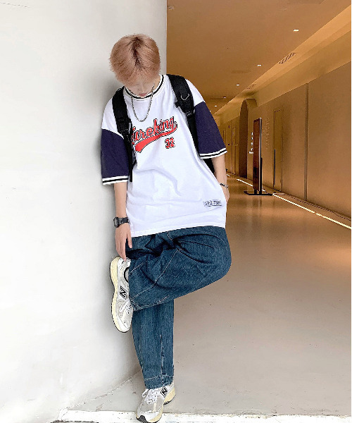 neos（ネオス）の「【neos -addictive design-】ルーズシルエット フットボール ロゴ リンガー Tシャツ（Tシャツ/カットソー・メンズ・ホワイト/ブラック/ブルー・MEDIUM/LARGE）」の4枚目の写真