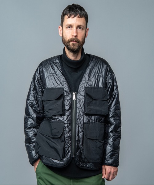 MR.OLIVE（ミスターオリーブ）の「ボア x リップストップ キルティング / リバーシブル ライニング アーミー ノーカラージャケット（ミリタリージャケット・メンズ・カーキ/ブラック・SMALL/MEDIUM/LARGE）」の13枚目の写真