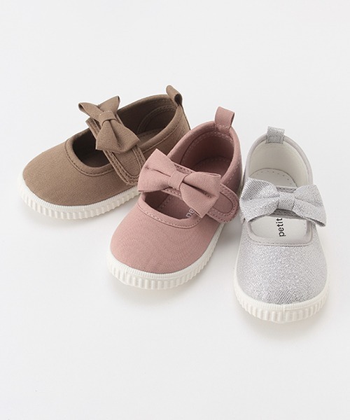 petit main（プティマイン）の「リボンスニーカー（スニーカー・キッズ・シルバー/ピンク/モカ・14cm/18cm/15cm/17cm/13cm/16cm）」の15枚目の写真