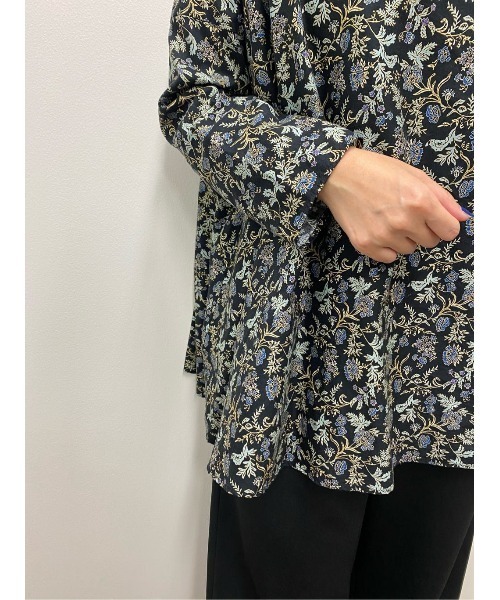 BEARDSLEY(ビアズリー)の「サラサプリントブラウス(シャツ/ブラウス・レディース・ブラック・FREE)」の16枚目の写真