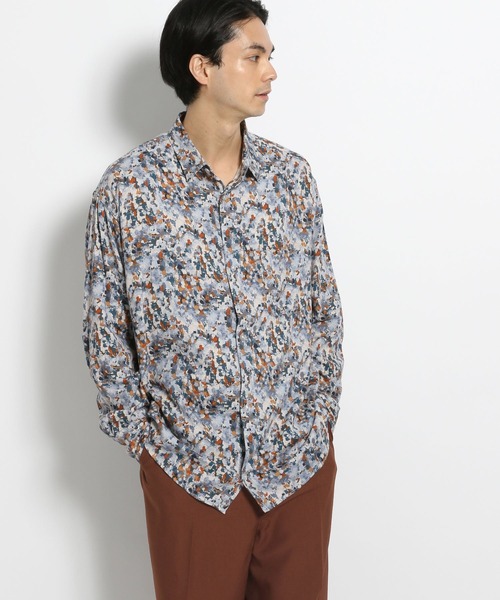 niko and...（ニコアンド）の「ペイントタッチプリントシャツ（シャツ/ブラウス・メンズ・ブルー/グリーン/スモーク・MEDIUM/LARGE）」の8枚目の写真