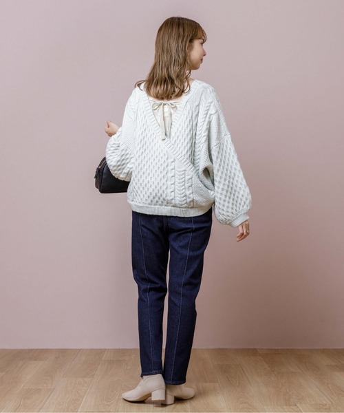 flower(フラワー)の「スウィートバックニット(ニット/セーター・レディース・ベージュ/ブルー/アイボリー・FREE)」の8枚目の写真