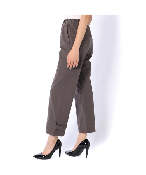 RIVE DROITE（リヴドロワ）の「《2サイズ展開》リラクシーでありながらすっきりとした美シルエット　ドロストカーゴパンツ（カーゴパンツ・レディース・ベージュ/チャコールグレー・38/36）」の6枚目の写真