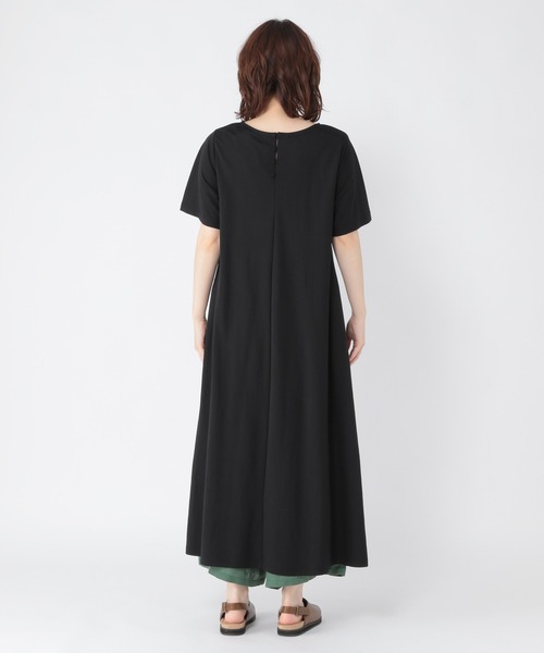 studio CLIP（スタディオクリップ）の「サラサラ快適カットワンピース（ワンピース・レディース・ブラック/ブラウン/レッド・FREE）」の14枚目の写真