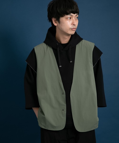 Uiscel(ユイセル)の「Uiscel フィルム裏毛フードベストプルオーバー(パーカー・レディース・ホワイト/ブラック・ONE)」の9枚目の写真