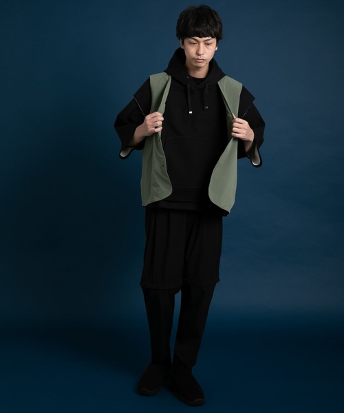 Uiscel(ユイセル)の「Uiscel フィルム裏毛フードベストプルオーバー(パーカー・レディース・ホワイト/ブラック・ONE)」の17枚目の写真