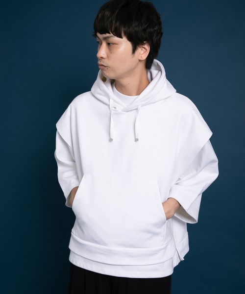 Uiscel(ユイセル)の「Uiscel フィルム裏毛フードベストプルオーバー(パーカー・レディース・ホワイト/ブラック・ONE)」の11枚目の写真