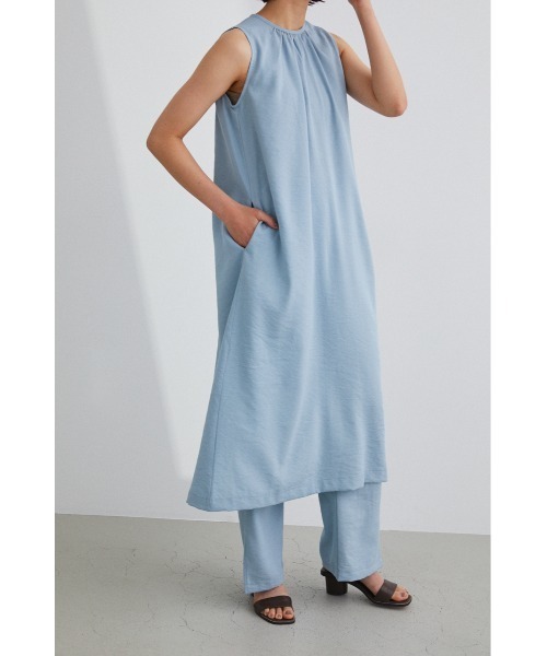 STYLEMIXER(スタイルミキサー)の「バックタックリラックスワンピース(ワンピース・レディース・ブラック/ブラウン/ブルー・FREE)」の18枚目の写真