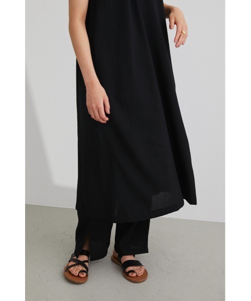 STYLEMIXER(スタイルミキサー)の「バックタックリラックスワンピース(ワンピース・レディース・ブラック/ブラウン/ブルー・FREE)」の5枚目の写真