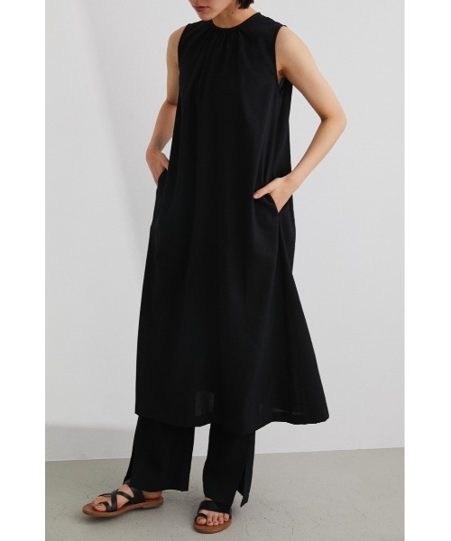 STYLEMIXER(スタイルミキサー)の「バックタックリラックスワンピース(ワンピース・レディース・ブラック/ブラウン/ブルー・FREE)」の8枚目の写真