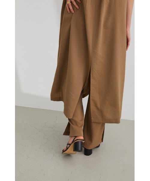 STYLEMIXER(スタイルミキサー)の「バックタックリラックスワンピース(ワンピース・レディース・ブラック/ブラウン/ブルー・FREE)」の15枚目の写真