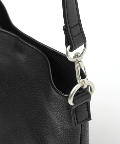 GLOBAL WORK（グローバルワーク）の「URBANCARRY SLD(アーバンキャリーショルダーS)/219946（ショルダーバッグ・メンズ・ホワイト/ライトグレー/ブラック/ベージュ/ネイビー/グレー/ベージュ系その他3/その他・FREE）」の21枚目の写真