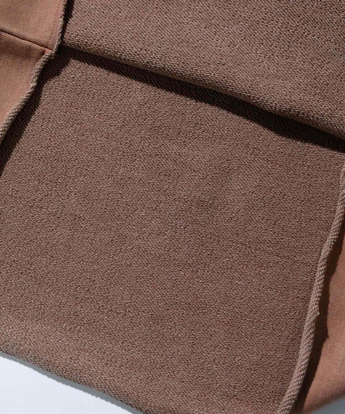 XLARGE（エクストララージ）の「PIGMENT CUT OFF PULLOVER HOODED SWEAT（パーカー・メンズ・ブラック/ブラウン/ブルー・M/S/L/XL）」の9枚目の写真