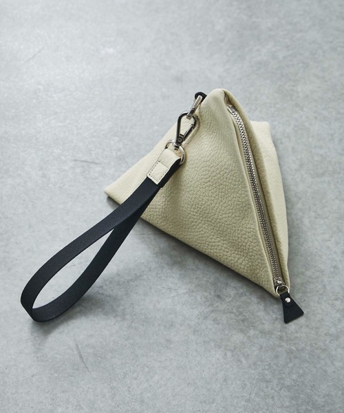 CITY TOKYO（シティトウキョウ）の「本革トライアングルミニバッグ（ショルダーバッグ・レディース・ブラック/カーキ/ホワイト・FREE）」の13枚目の写真