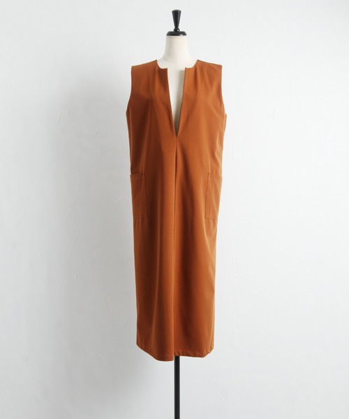 &. NOSTALGIA(アンドドットノスタルジア)の「キーネックレイヤードワンピース(ワンピース・レディース・ブラック/ブラウン/アイボリー/ベージュ/チャコールグレー・M)」の8枚目の写真