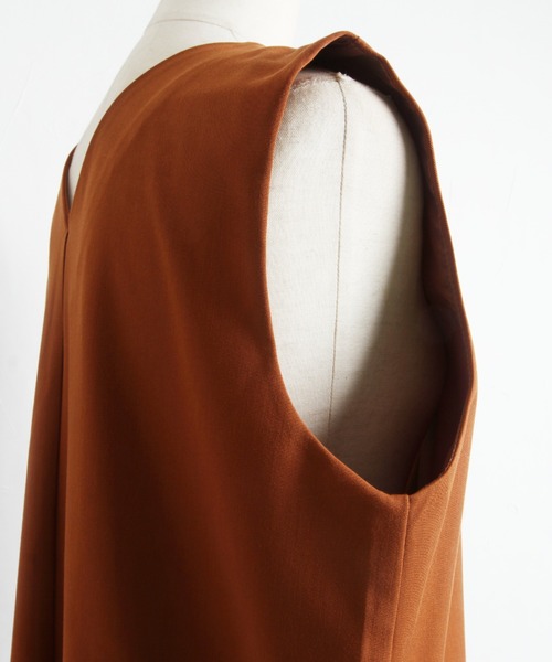 &. NOSTALGIA(アンドドットノスタルジア)の「キーネックレイヤードワンピース(ワンピース・レディース・ブラック/ブラウン/アイボリー/ベージュ/チャコールグレー・M)」の15枚目の写真