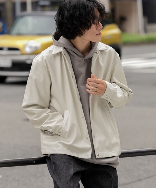 ITEMS URBANRESEARCH（アイテムズ アーバンリサーチ）の「ヴィーガンレザー コーチジャケット（その他アウター・メンズ・ブラック/グレー/オフホワイト・MEDIUM/LARGE）」の8枚目の写真