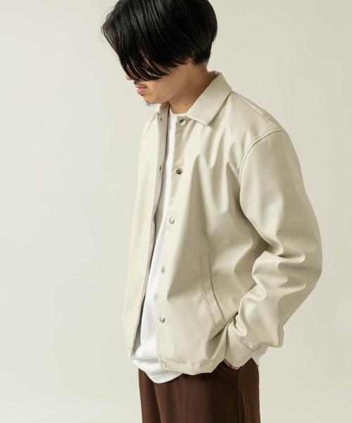 ITEMS URBANRESEARCH（アイテムズ アーバンリサーチ）の「ヴィーガンレザー コーチジャケット（その他アウター・メンズ・ブラック/グレー/オフホワイト・MEDIUM/LARGE）」の20枚目の写真