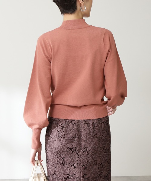 N.（N. Natural Beauty Basic）（エヌエヌナチュラルビューティーベーシック）の「◆プレーティング天竺ボリュームスリーブニット（ニット/セーター・レディース・オフホワイト/ブラック/ライトグリーン/ピンク/モカ・MEDIUM）」の17枚目の写真