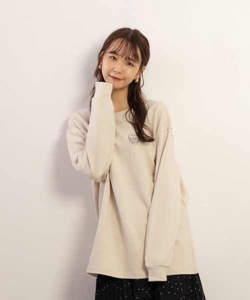 ADIRA(アディラ)の「ユニセックススムースロンT(Tシャツ/カットソー・レディース・チャコールグレー/ライトベージュ・FREE)」の2枚目の写真