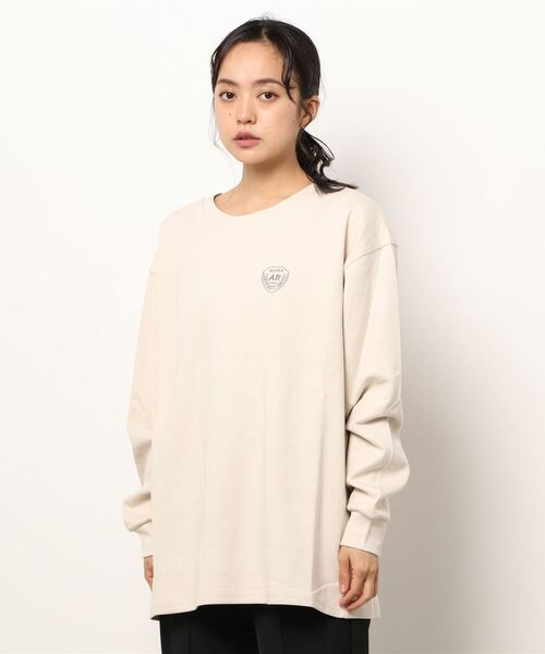 ADIRA(アディラ)の「ユニセックススムースロンT(Tシャツ/カットソー・レディース・チャコールグレー/ライトベージュ・FREE)」の10枚目の写真