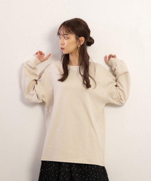 ADIRA(アディラ)の「ユニセックススムースロンT(Tシャツ/カットソー・レディース・チャコールグレー/ライトベージュ・FREE)」の6枚目の写真