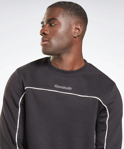 Reebok(リーボック)の「トレーニング エッセンシャルズ パイピング クルー スウェットシャツ / Training Essentials Piping Crew Sweatshirt(スウェット・メンズ・ブラック/ネイビー・X-SMALL/XXX-LARGE/LARGE/MEDIUM/X-LARGE/SMALL/XX-LARGE)」の10枚目の写真