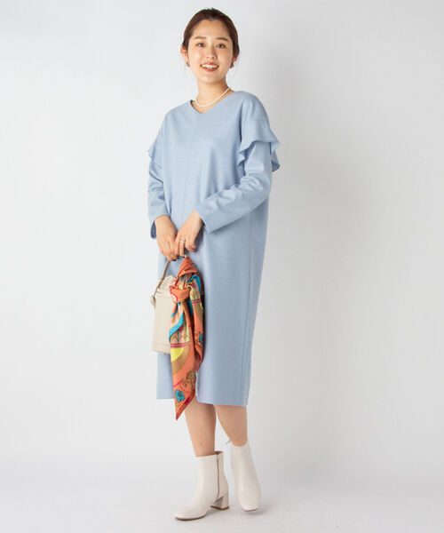 NOLLEY’S(ノーリーズ)の「ウールジョーゼットフリルワンピース(ワンピース・レディース・ネイビー/ベージュ/サックスブルー・38)」の20枚目の写真