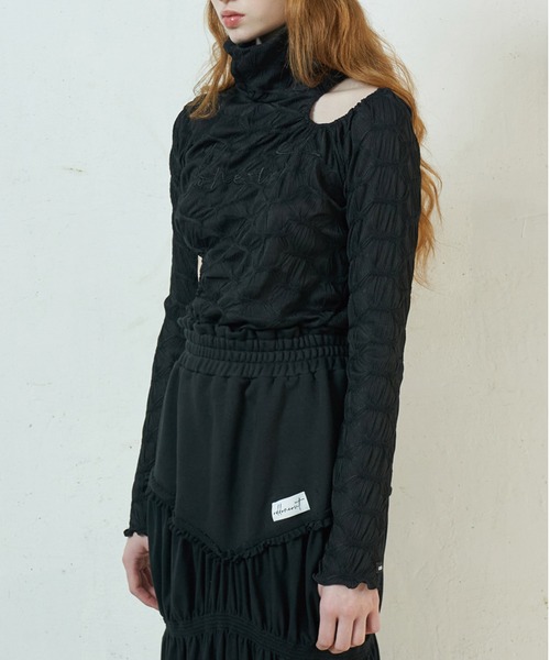 oddoneout(オッドワンアウト)の「A'GEM/9 × .kom『ODD ONE OUT/オッドワンアウト』Circle cutting exmbo top/カッティング ロングTシャツ(Tシャツ/カットソー・レディース・ホワイト/ブラック・FREE)」の16枚目の写真