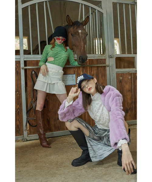 oddoneout(オッドワンアウト)の「A'GEM/9 × .kom『ODD ONE OUT/オッドワンアウト』Circle cutting exmbo top/カッティング ロングTシャツ(Tシャツ/カットソー・レディース・ホワイト/ブラック・FREE)」の10枚目の写真
