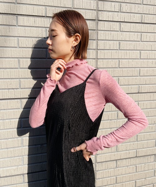 CLEA(クレア)の「ランダムプリーツキャミワンピース(ワンピース・レディース・ブラック/アイボリー/グレイッシュベージュ・FREE)」の14枚目の写真