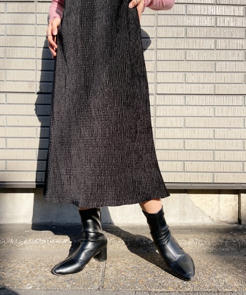 CLEA(クレア)の「ランダムプリーツキャミワンピース(ワンピース・レディース・ブラック/アイボリー/グレイッシュベージュ・FREE)」の16枚目の写真