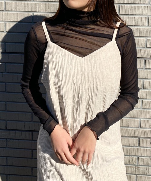 CLEA(クレア)の「ランダムプリーツキャミワンピース(ワンピース・レディース・ブラック/アイボリー/グレイッシュベージュ・FREE)」の5枚目の写真