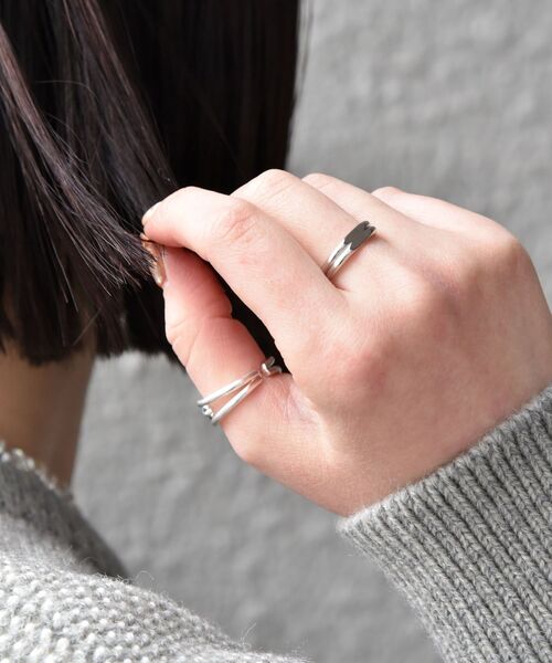 SHIPS（シップス）の「【WEB限定】SHIPS: 〈2点セット〉 デザイン リング（リング・メンズ・オフホワイト/ライトホワイト/ホワイト系/ストーン/ホワイト・ONE SIZE）」の9枚目の写真