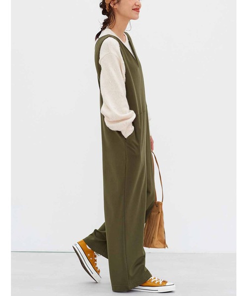 Live in comfort（リブインコンフォート）の「リブ　イン　コンフォート　ふんわり暖か　上品シルエットの裏起毛カットソーオールインワン（つなぎ/オールインワン・レディース・ブラック/カーキ・MEDIUM/LARGE/X-LARGE）」の7枚目の写真