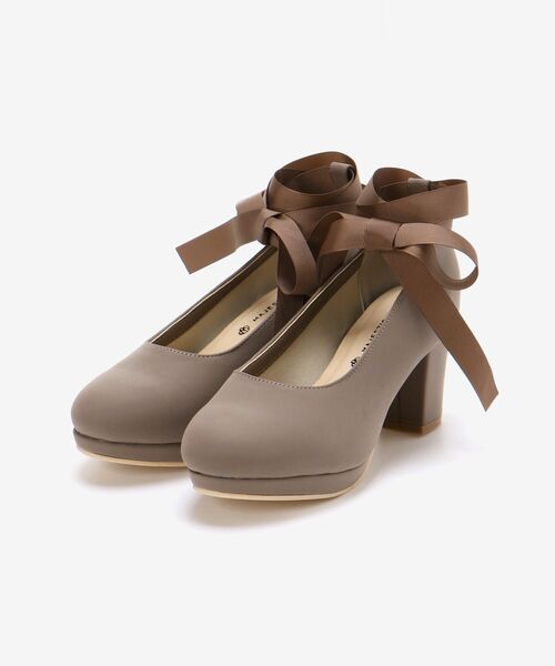 MAJESTIC LEGON（マジェスティックレゴン）の「ふかふかリボンsetパンプス（パンプス・レディース・ブラック/アイボリー/モカ/グレイッシュベージュ・SMALL/MEDIUM/LARGE/X-LARGE）」の8枚目の写真