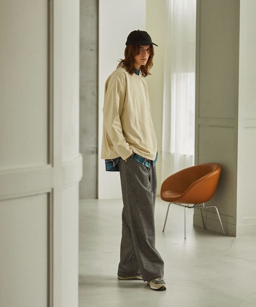 EMMA CLOTHES（エマクローズ）の「Heavy ounce cotton ルーズベーシックオーバーロングTシャツ EMMA CLOTHES（Tシャツ/カットソー・メンズ・ホワイト/ブラック/アッシュブラウン/グリーン/チャコール/ダークオレンジ/グリーン系/ダークネイビー/アイボリー/イエロー/ブルーグリーン/ライトブルー・M/L）」の21枚目の写真